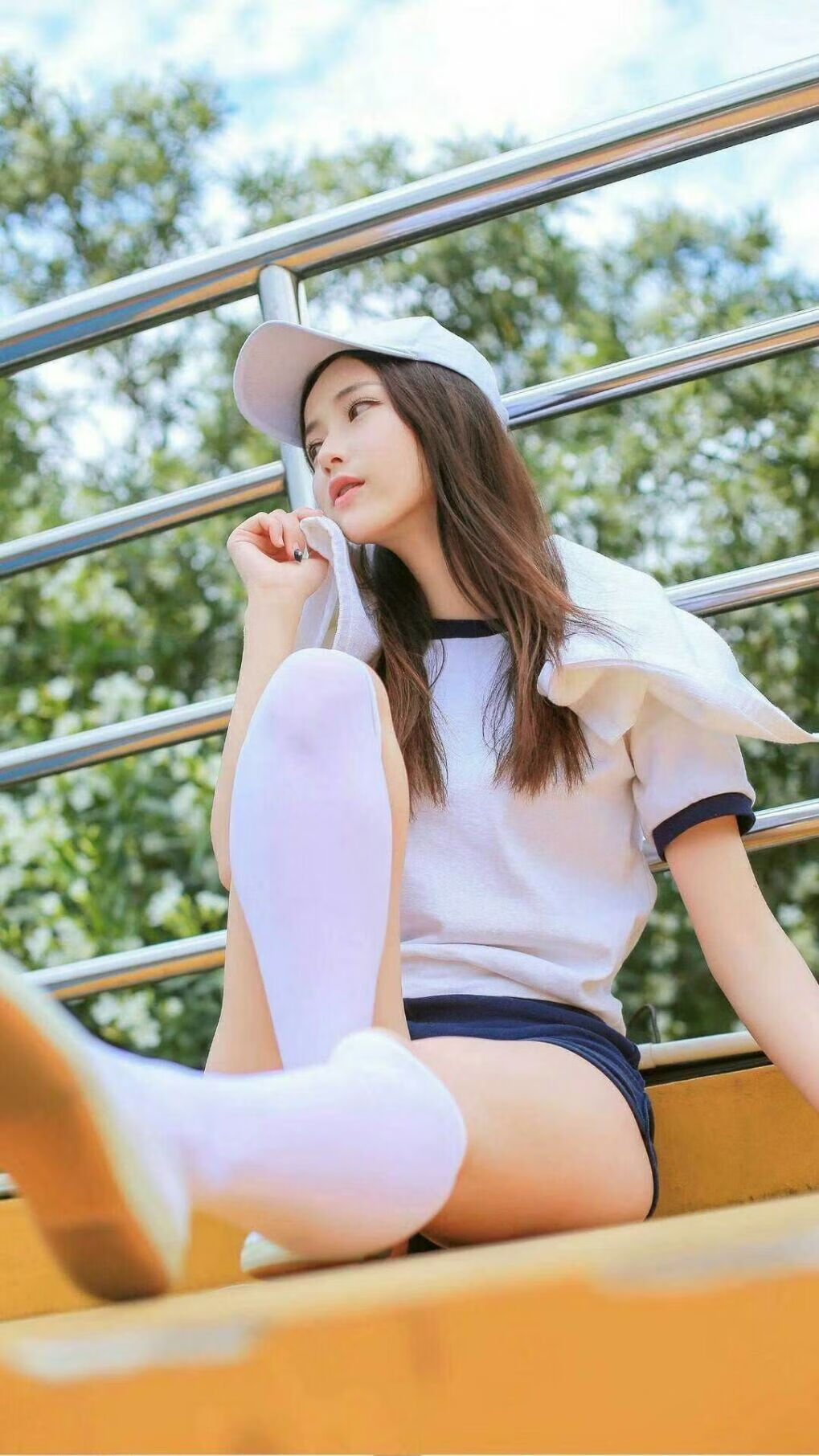 火爆对决引发球迷狂热,胜者笑逐颜开,火爆对决2