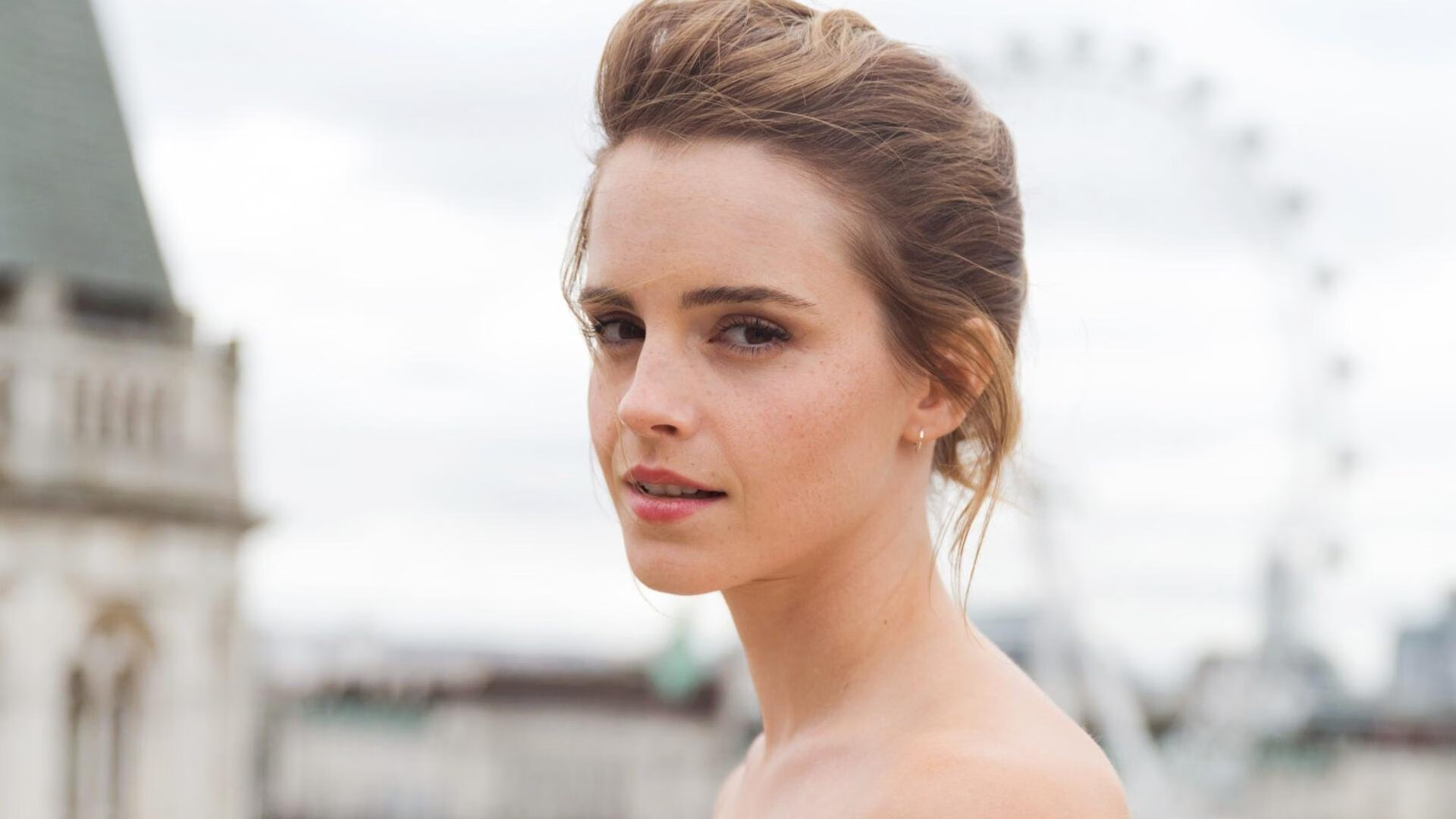 搏击赛事推广结合街头文化拓展观众群,搏击活动主题