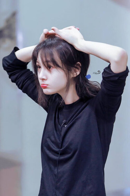 国足集中训练强化配合默契提升整体作战能力,国足训练视频集锦