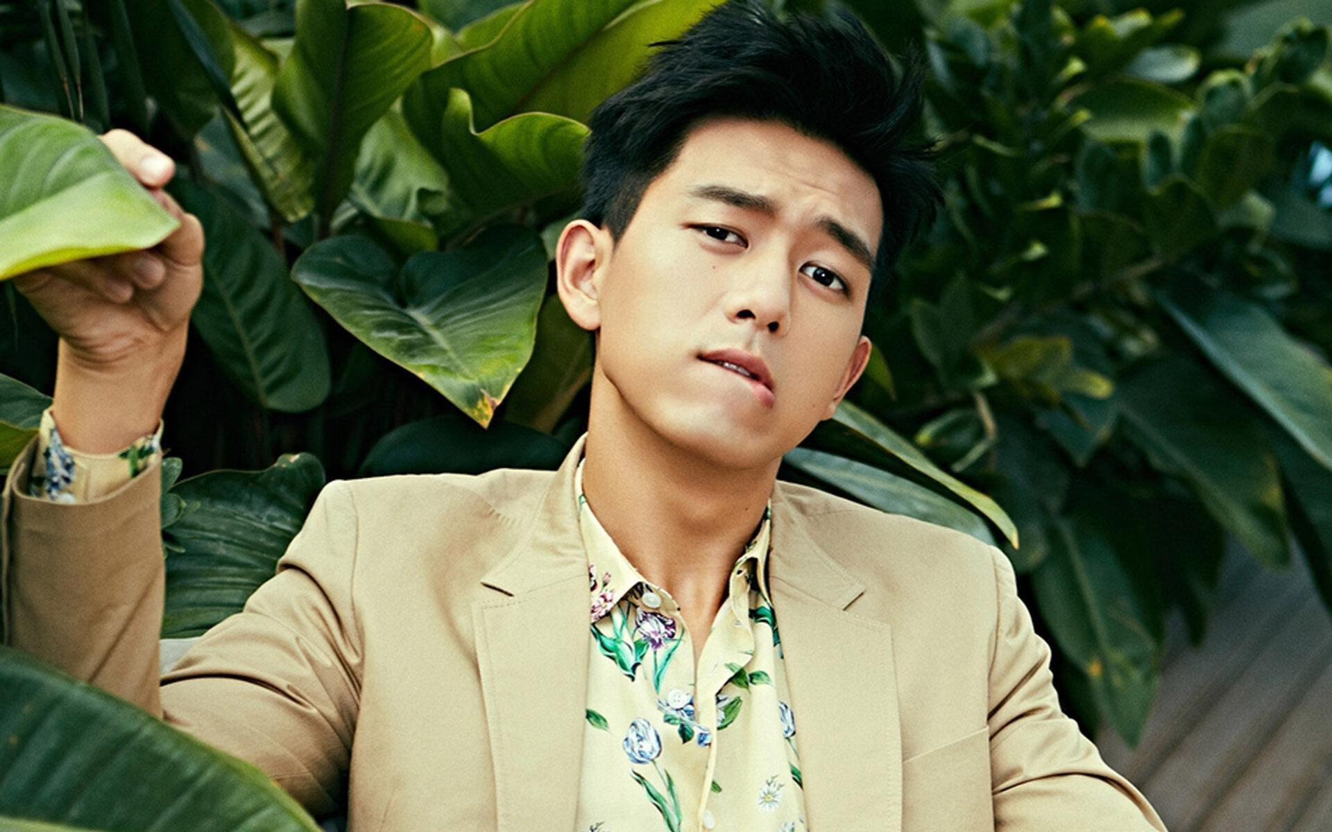 球员自制纪录片上映,展现赛场背后真实生活,球员自制纪录片上映,展现赛场背后真实生活