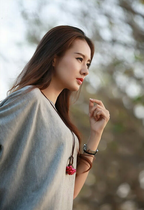 苏炳添参与科技团队共同研发训练仪,苏炳添试训